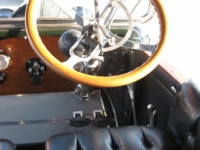 cadillac_steering_wheel