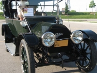 front-view-1913-cadillac